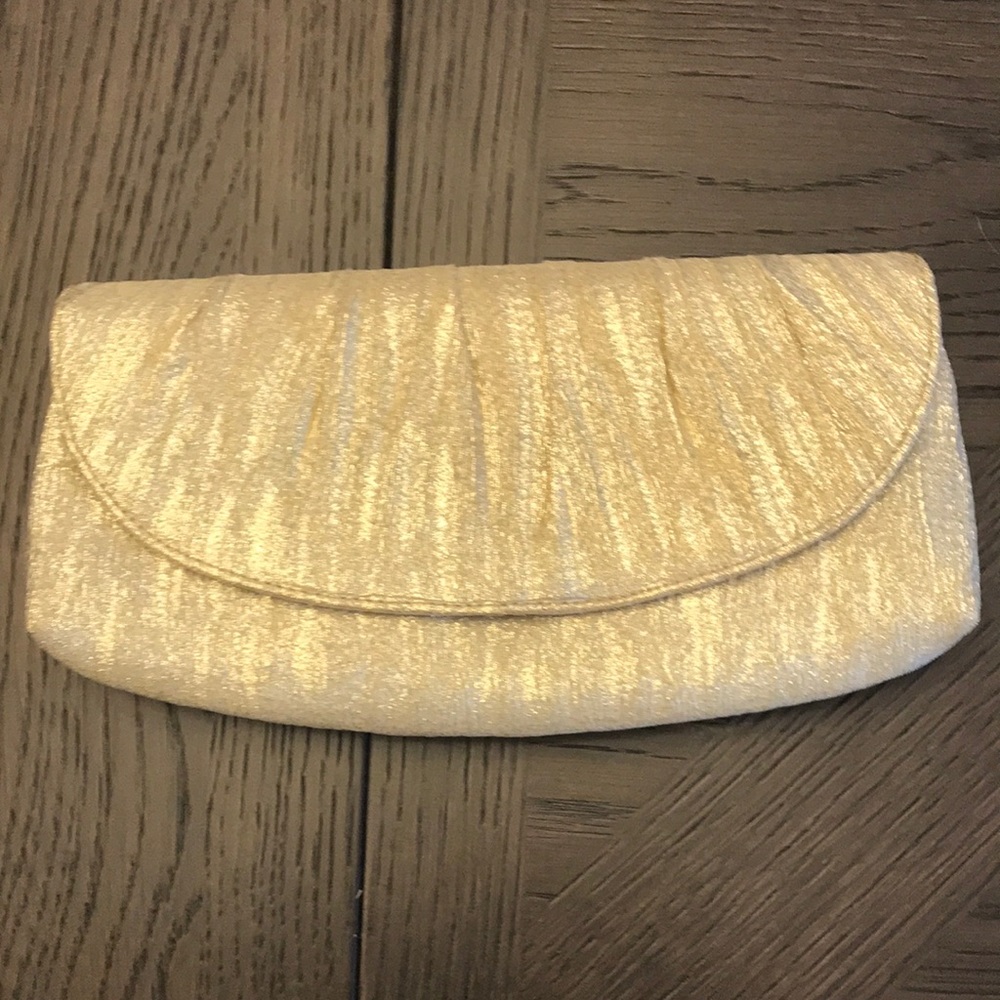 La Regale Gold Clutch
